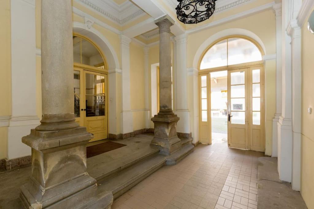 Riverside City Center, 5Th District Budapest Exterior photo