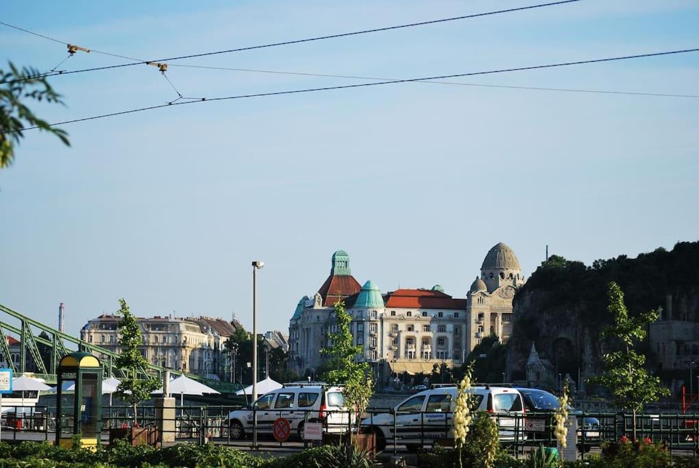 Riverside City Center, 5Th District Budapest Exterior photo